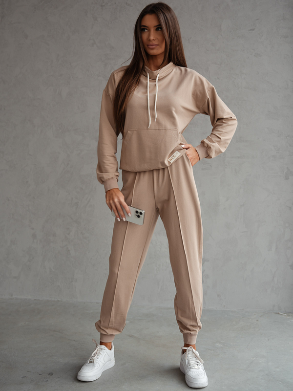 Conjunto de chándal de dos piezas para mujer color beige Bolf 82162