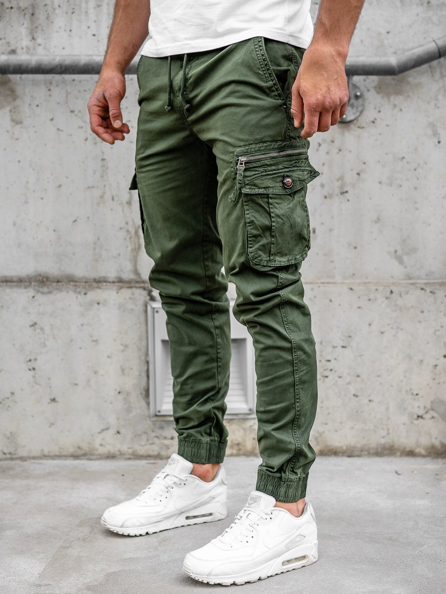 Pantalones Cargo Outfits PantalÃ³n Verde Militar Con Tenis Outfit